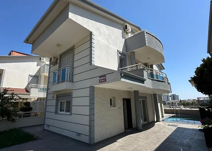 Villaasur Inst-Mariyatourdidim